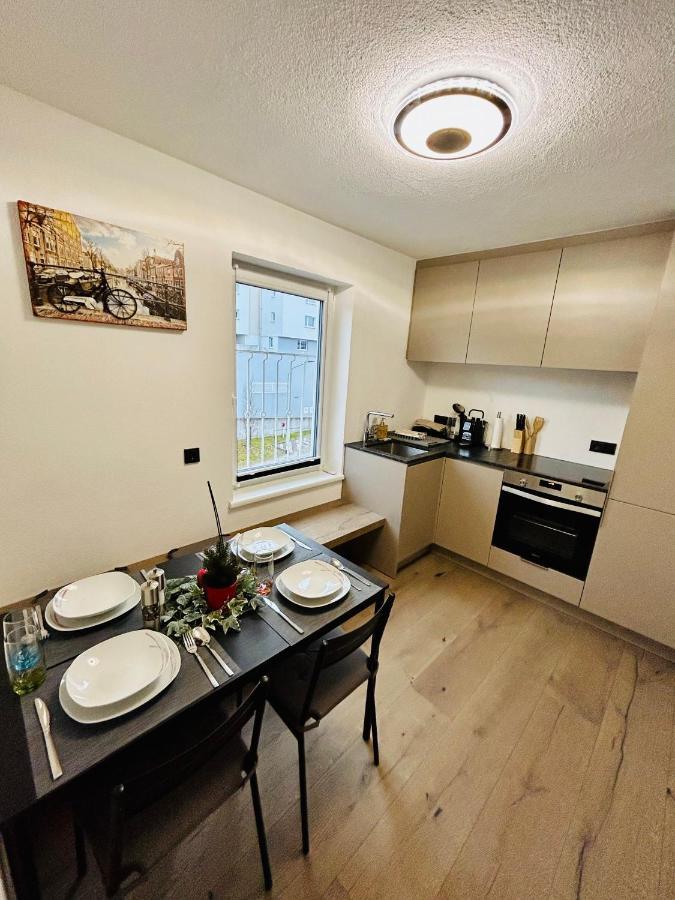 Idyllische Suite In Zentrumsnaehe Mit Parkplatz Top 1 Gmunden Extérieur photo